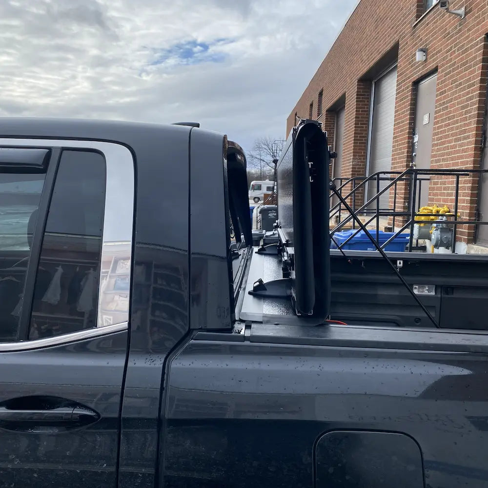 Teamz hard tri-fold tonneau cover nfor Hond Ridgeline